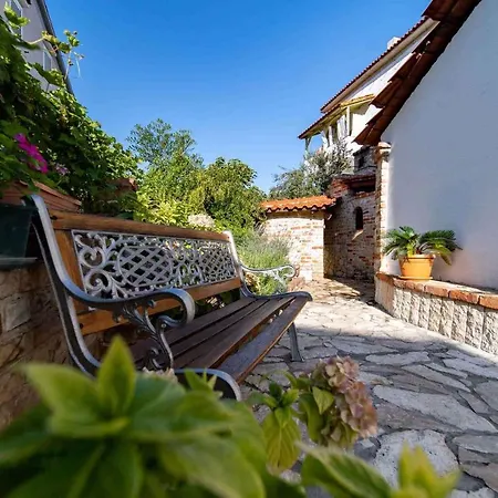 Palit 3 Apartament Mundanije